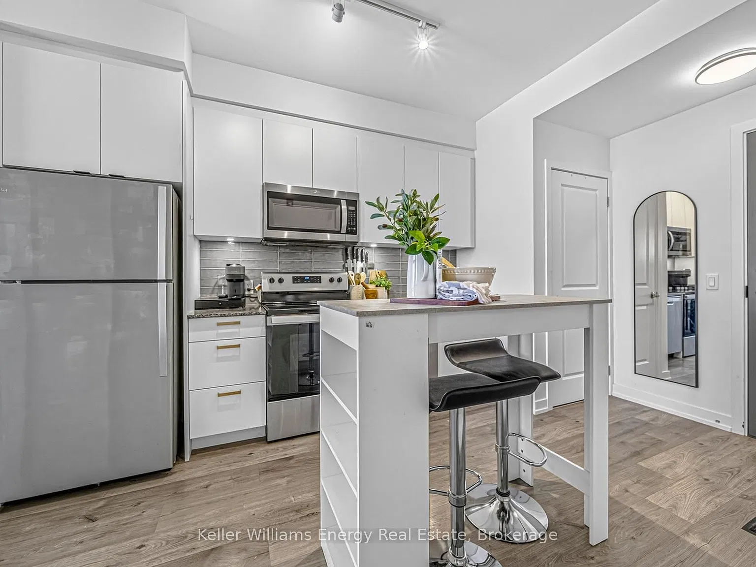 1 bed, $2,250 — Photo 3