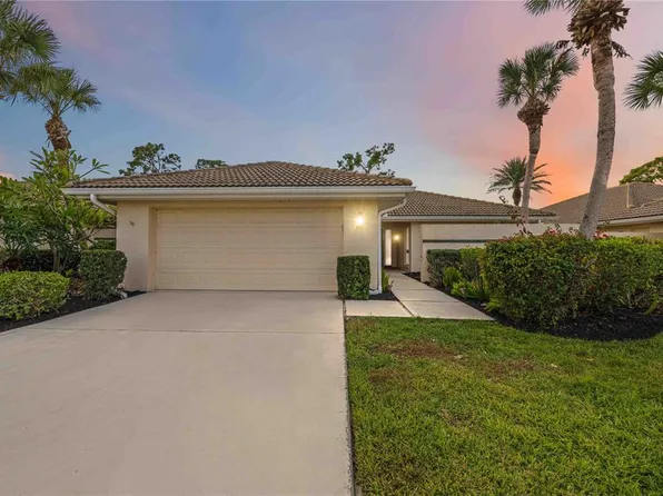 717 Carnoustie Ter #9, Venice, FL 34293