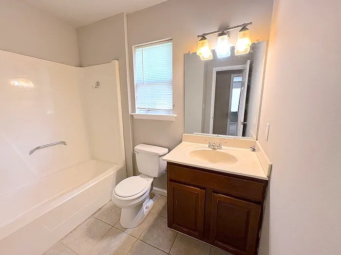 5404 Grand Lake Cres — Photo 31