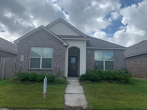 1123 Meridian Dr Photo 1
