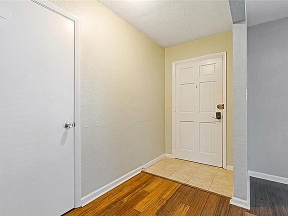 2nd image of 4045 Windsor Gate Pl