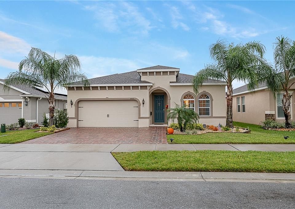 1st image of 885 Dusty Pine Dr