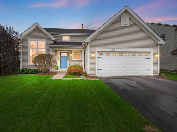 34250 N Wineberry Ln, Round Lake, IL 60073