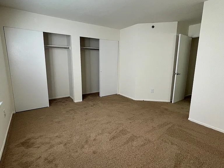Arbor Pointe Apartments — Photo 42