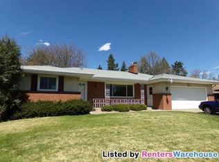 1145 County Road B2 W, Roseville, MN 55113