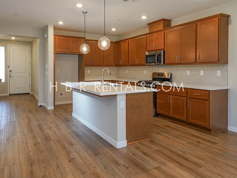 1038 Osprey Dr — Photo 7