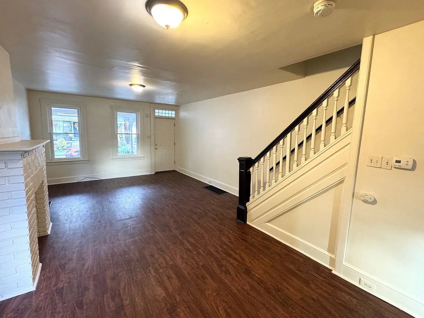4 Bedroom Home — Photo 2