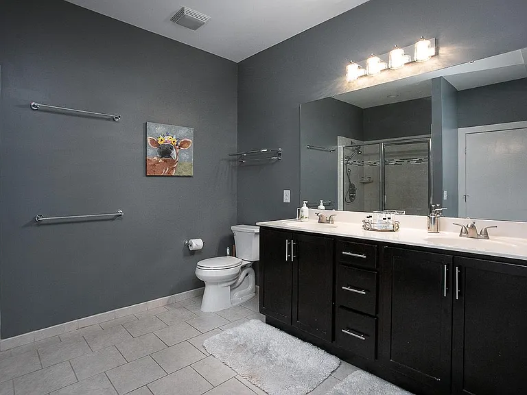1000 Brookside Dr #203 — Photo 4