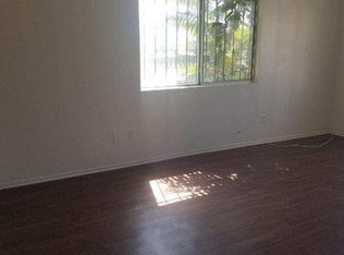 9808 1/2 Compton Ave, Los Angeles, CA 90002