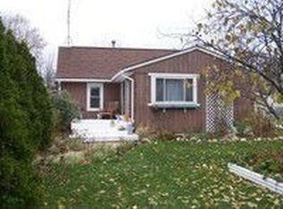 3074 Hessel Ave, Rochester Hills, MI 48307