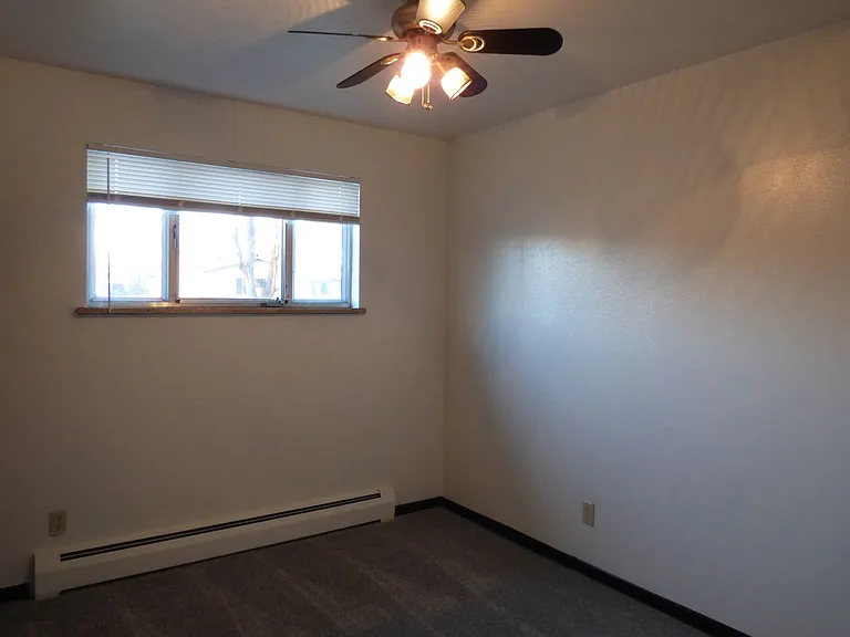 11 Denise Pl — Photo 5