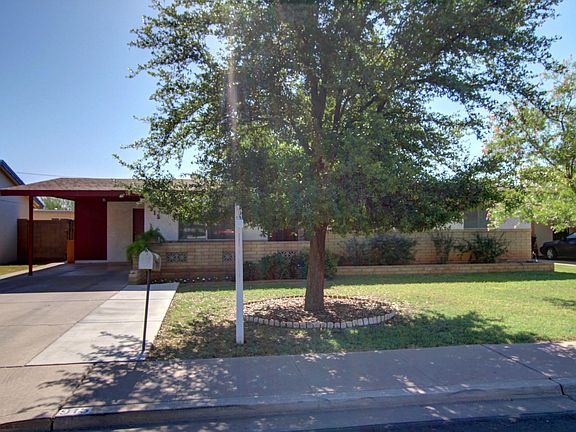 2nd image of 915 S LESUEUR Circle