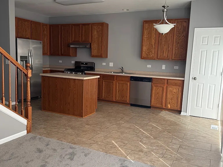 1603 Edinburgh Dr — Photo 12