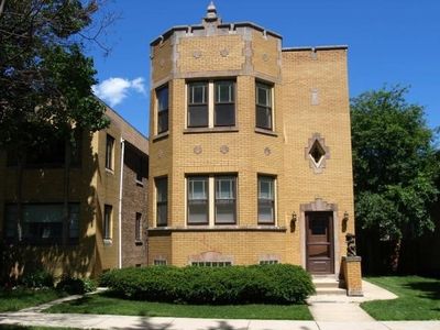 5907 N Virginia Ave, Chicago, IL, 60659