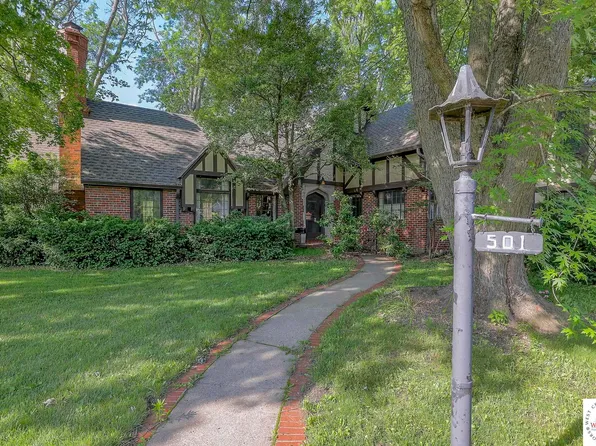 501 S 2nd St, Clinton, MO 64735