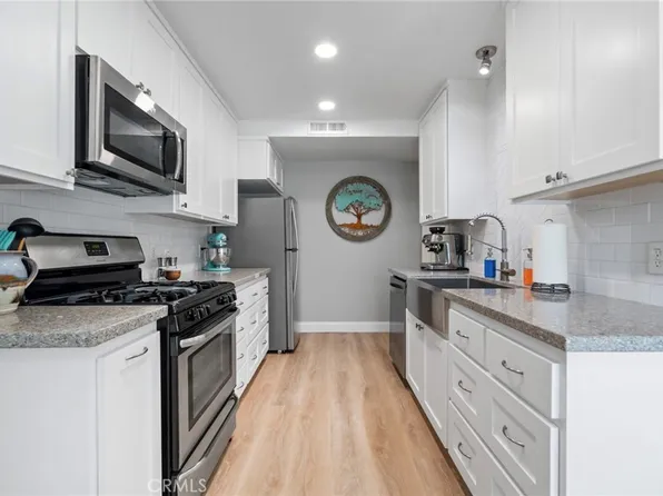 22953 Via Cereza #3E, Mission Viejo, CA 92691