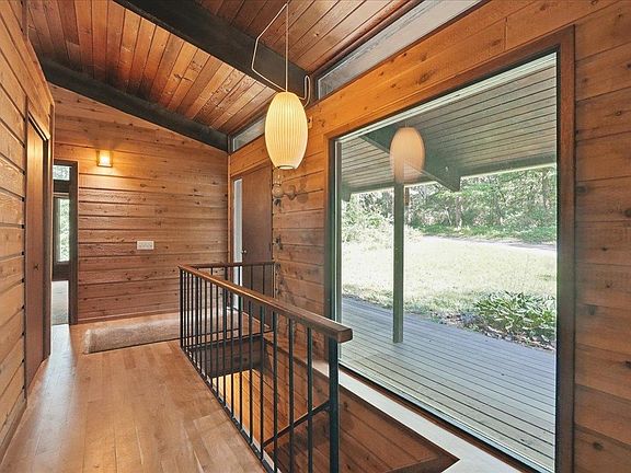 5th image of 3068 Timber Ln