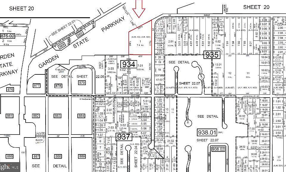 2nd image of 100 E Crestview Ave