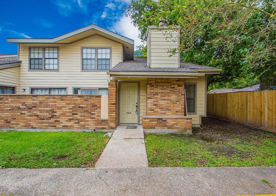 1st image of 200 Pecan Dr APT 202