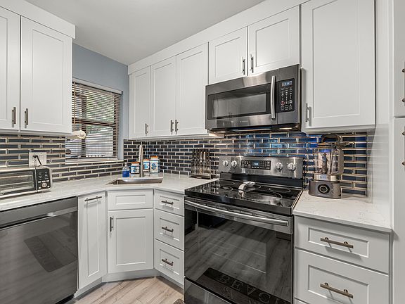 5th image of 3408 NW 47TH Avenue #3149