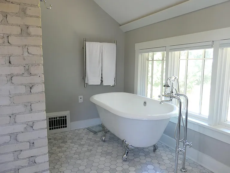 210 N Breese Ter — Photo 25