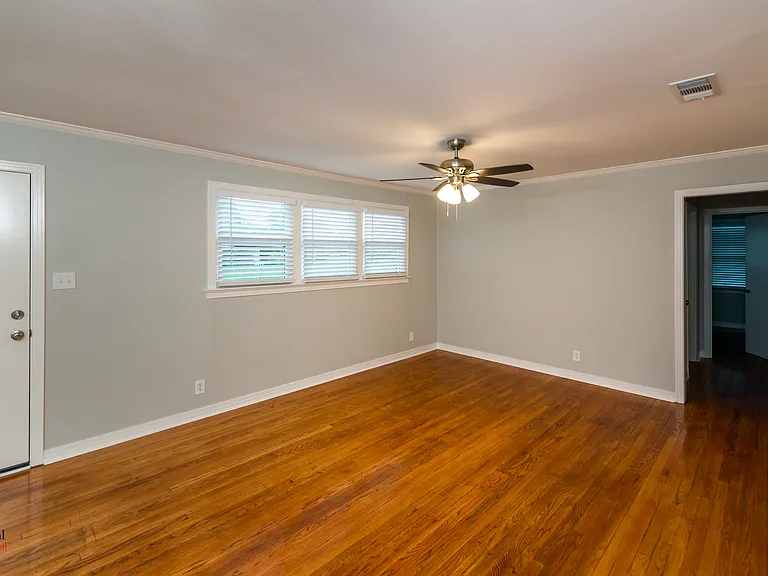 5730 Grover Pl — Photo 15