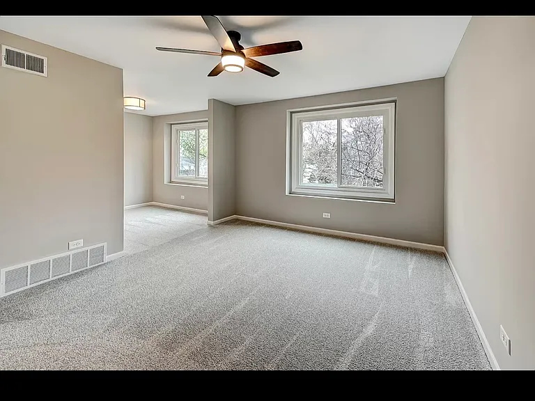 25 Briarwood Ln — Photo 13