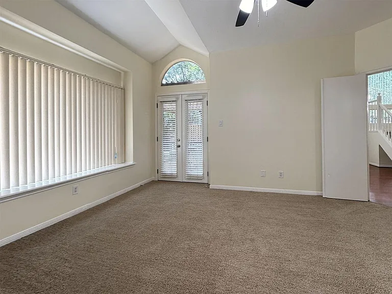 31 N Lakeridge Cir — Photo 10