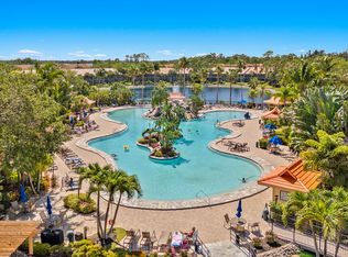 2202 Hidden Lake Dr #4, Naples, FL 34112