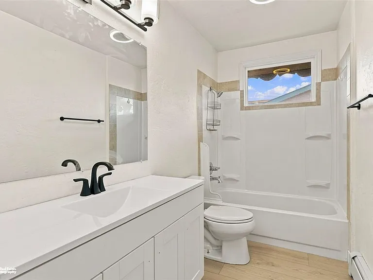 6500 E 10th Ave #1 — Photo 17