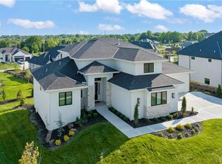 10657 W 142nd St, Overland Park, KS 66221