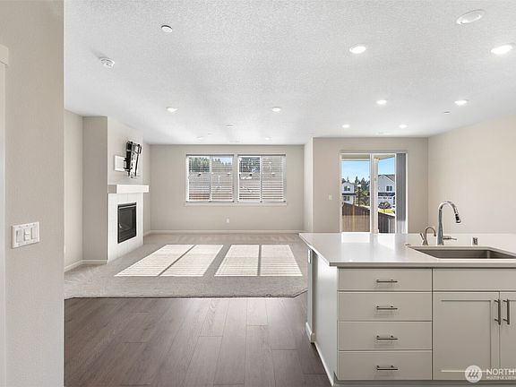 2nd image of 2717 S 8th Way