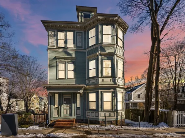 188 Chestnut Ave #3, Jamaica Plain, MA 02130