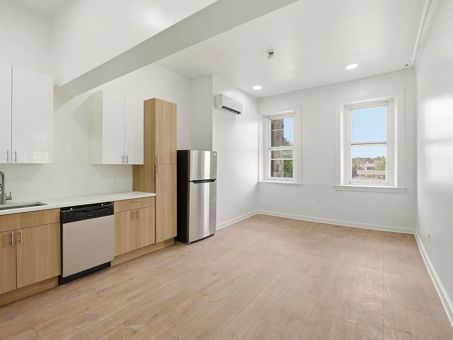 6012 Ridge Ave - 5 — Photo 1