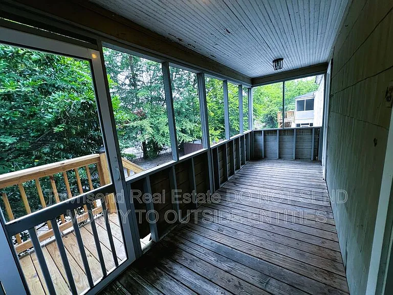 217-4 N Virginia Ave — Photo 8