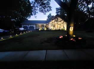 8 Stonehenge Dr, Ocean, NJ 07712