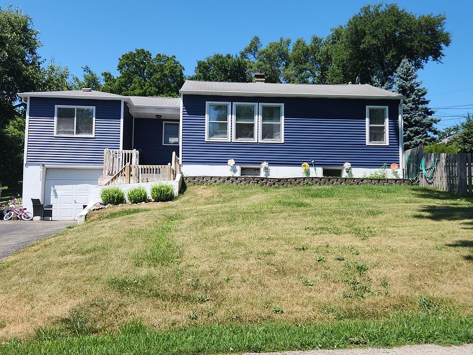 1st image of 3305 Westwood Dr