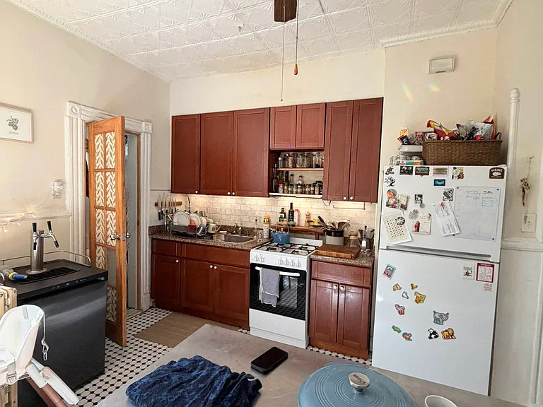 503 Henry St #1L — Photo 9