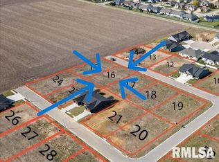 4622 Boone Dr, Springfield, IL 62711