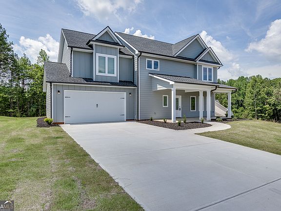 2nd image of 137 Boulder Dr