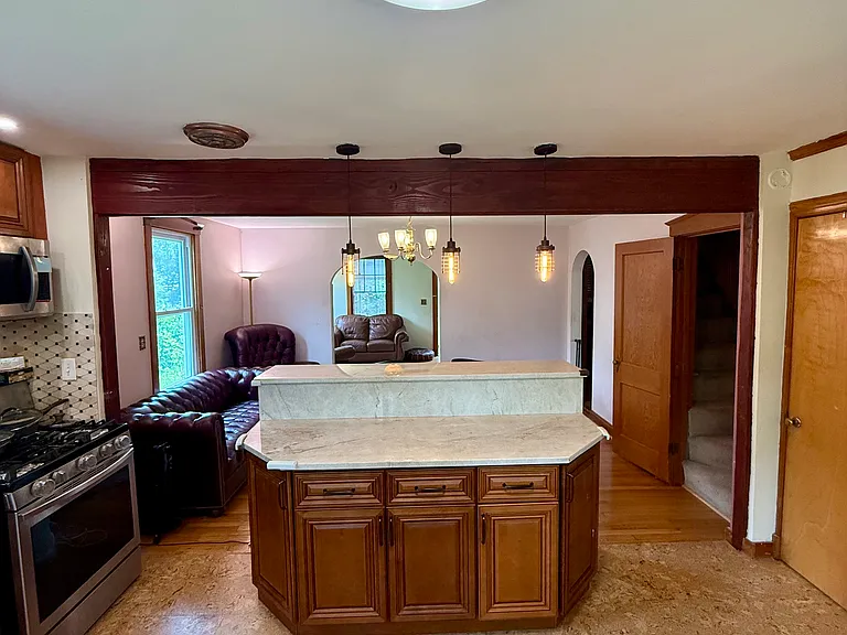 4907 Iroquois St — Photo 10