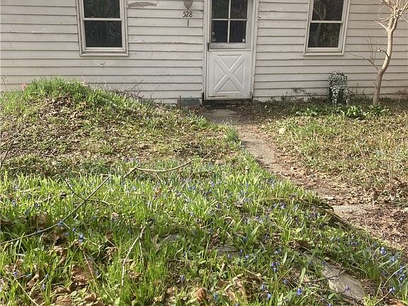 2nd image of 528 Spencer Rd