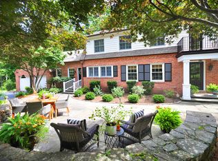 56 Kenmore Rd, Bloomfield, CT 06002