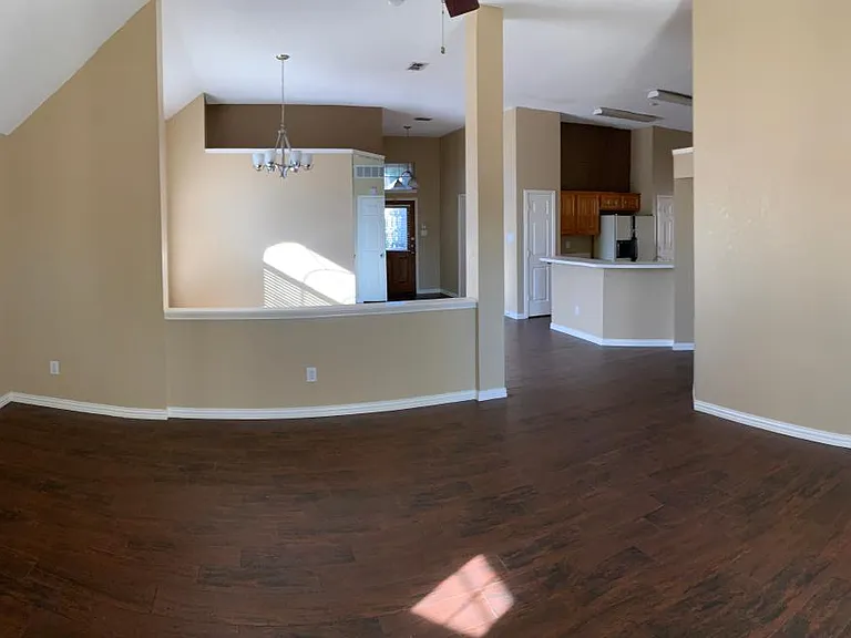 18504 Shadow Ridge Dr — Photo 6