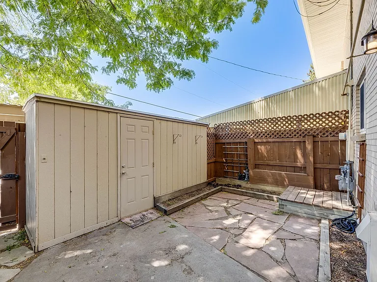 9026 E Mansfield Ave — Photo 22