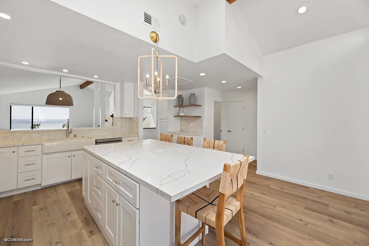 2473 Montgomery Avenue - 1 — Photo 3