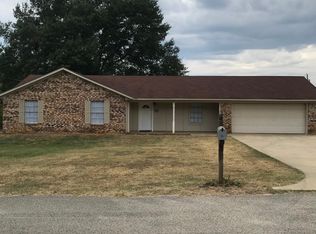 701 Valentine Ln, Longview, TX 75604