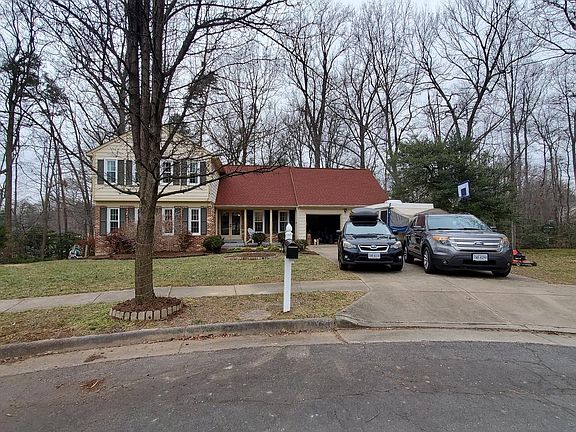 4th image of 4800 Jennichelle Ct