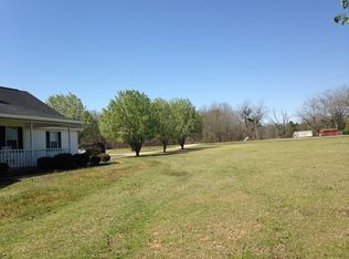 103 Graham Rd, Hawkinsville, GA 31036