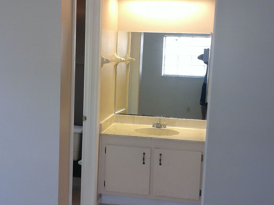 bathroom2